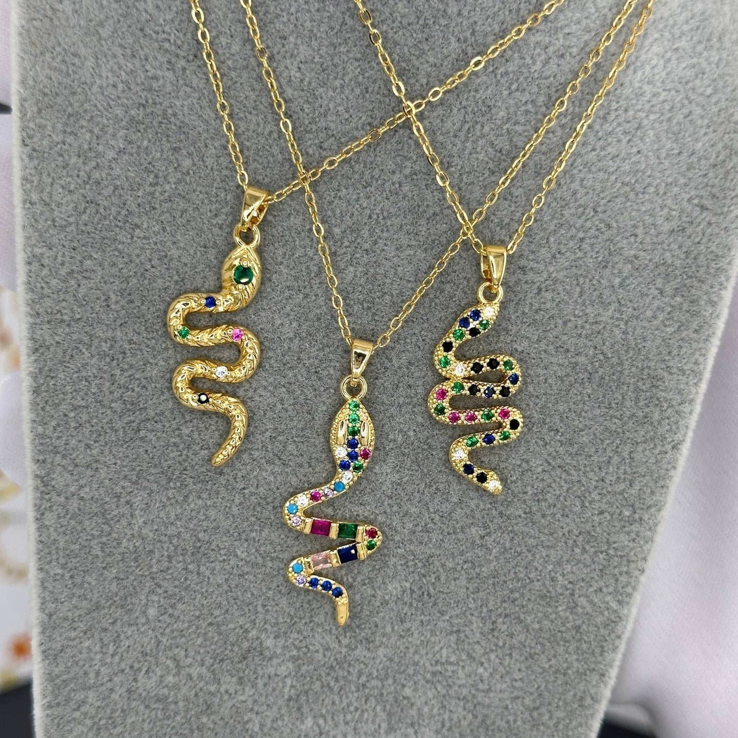 18K gold plated Stainless steel Snake necklace, Intensity