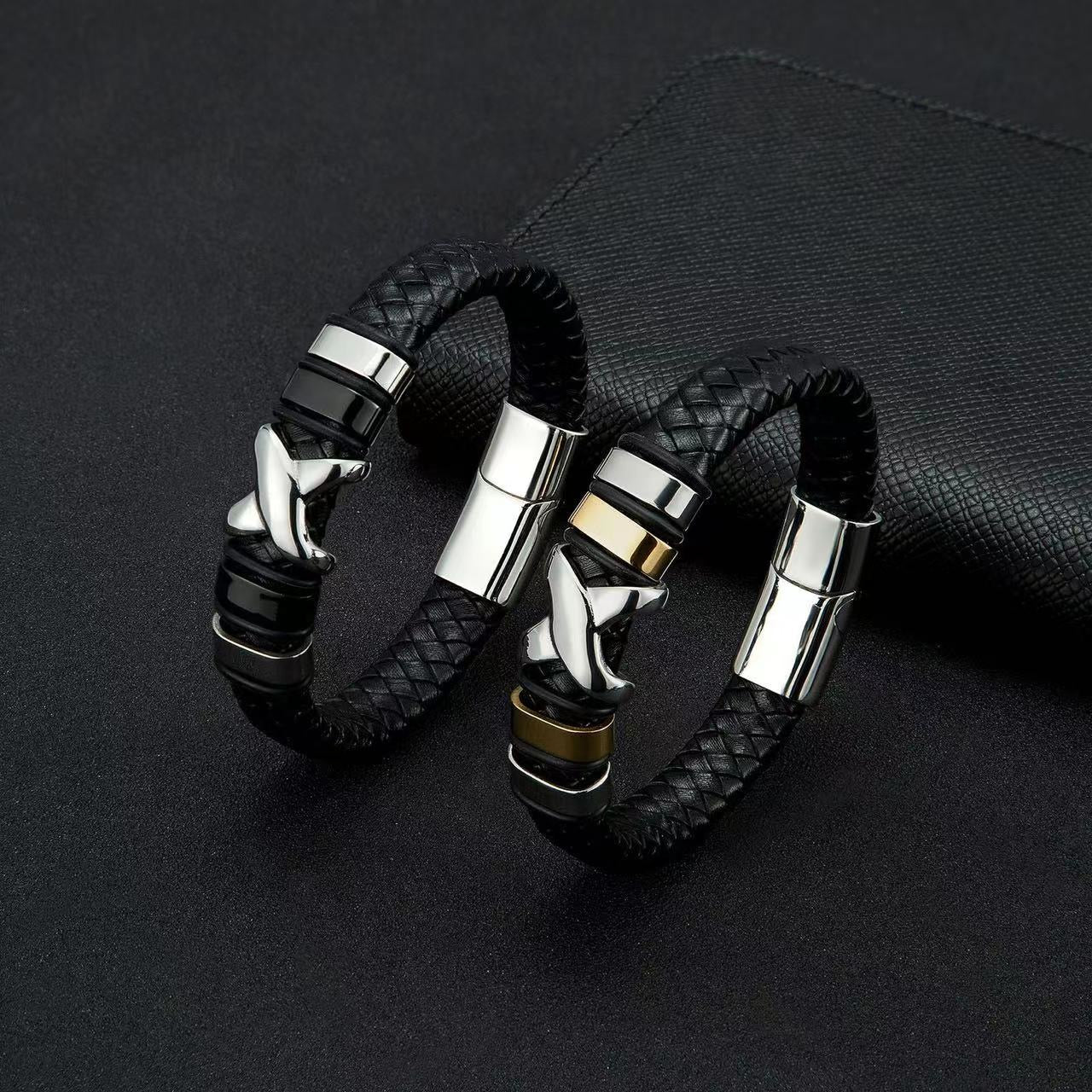 Leather bracelet