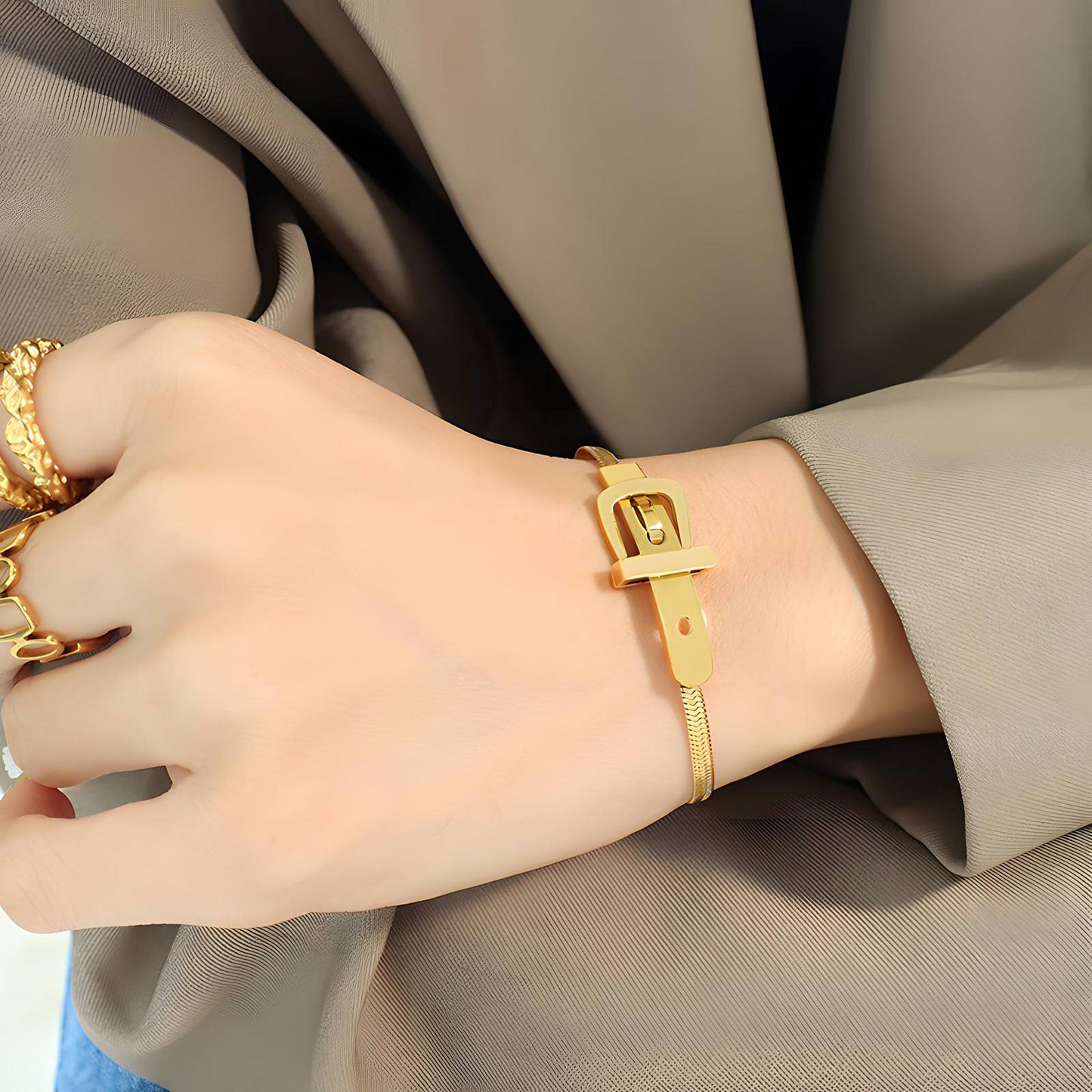18K gold plated Stainless steel Belt bracelet, Intensity