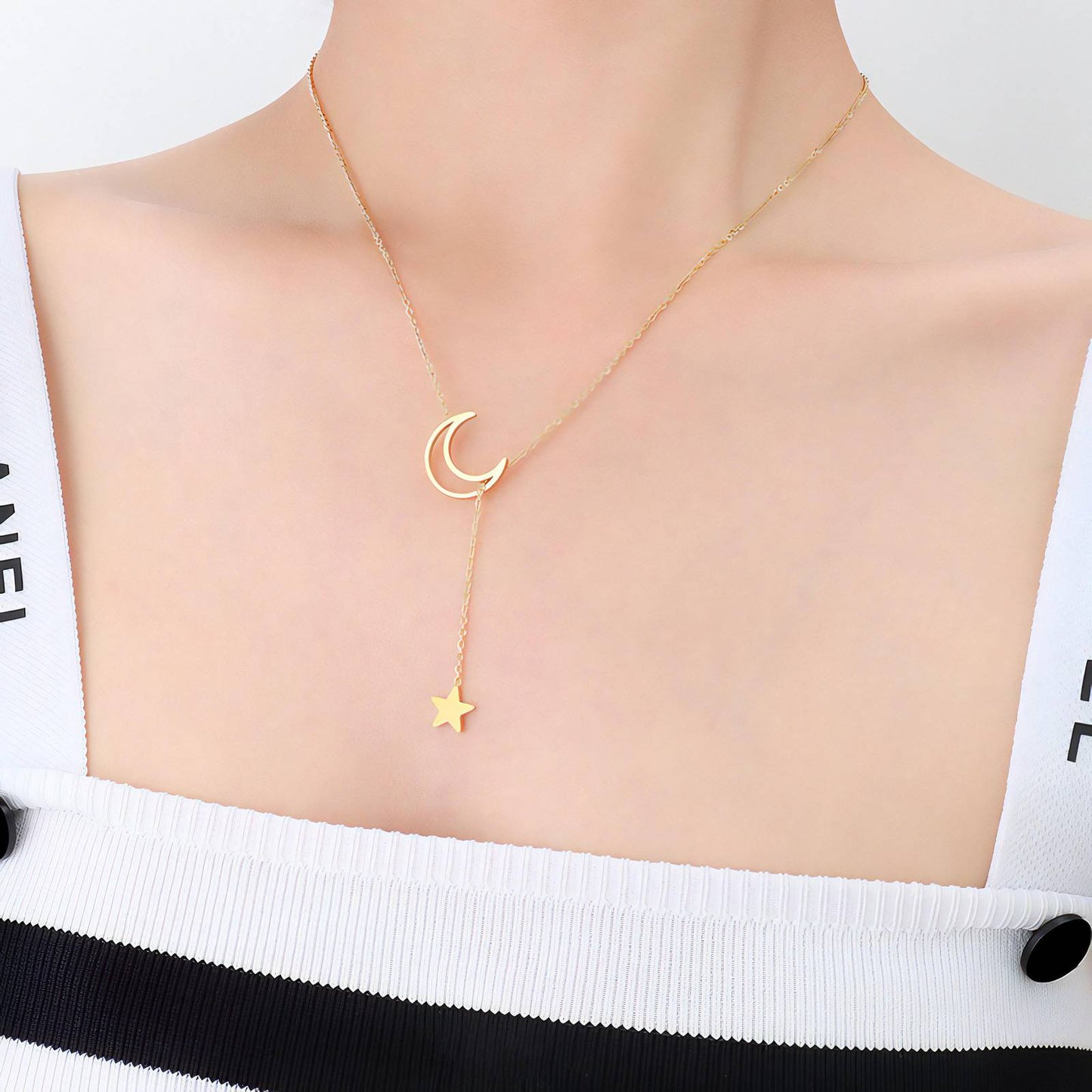 18K gold plated Stainless steel Moon and star necklace, Intensity