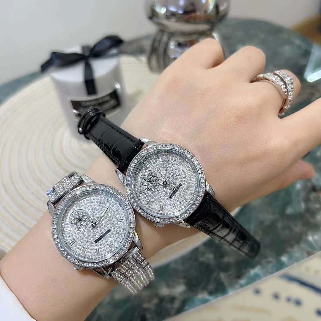 Scottie leather wrist watch