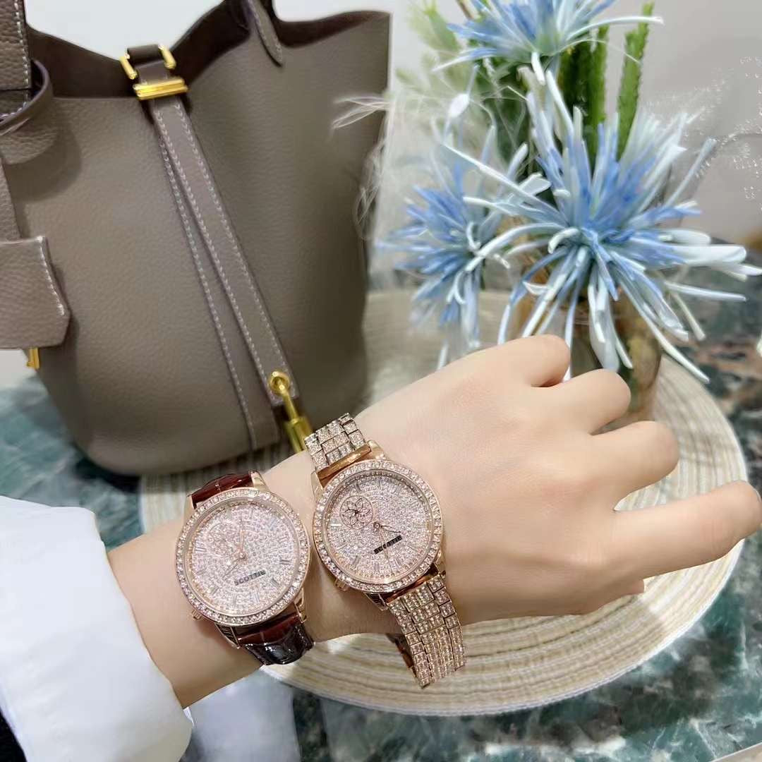 Scottie leather wrist watch