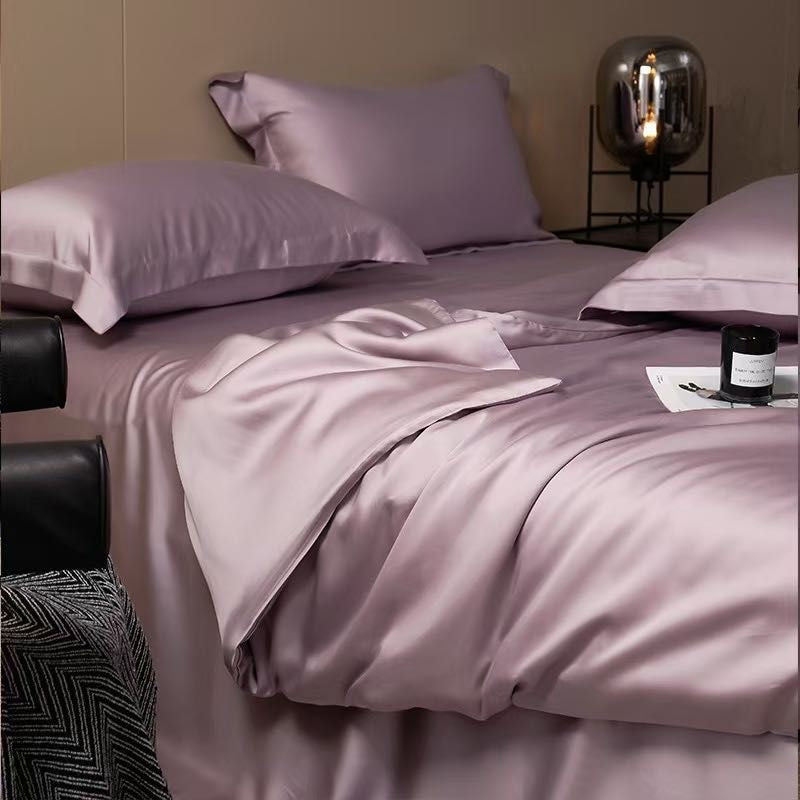 Luxurious silky duvet set